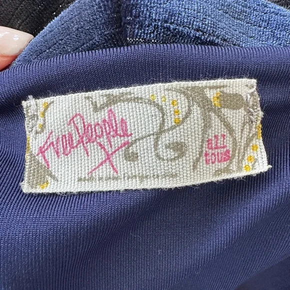 Free People Jagger Velvet Cape - Picture 10 of 11